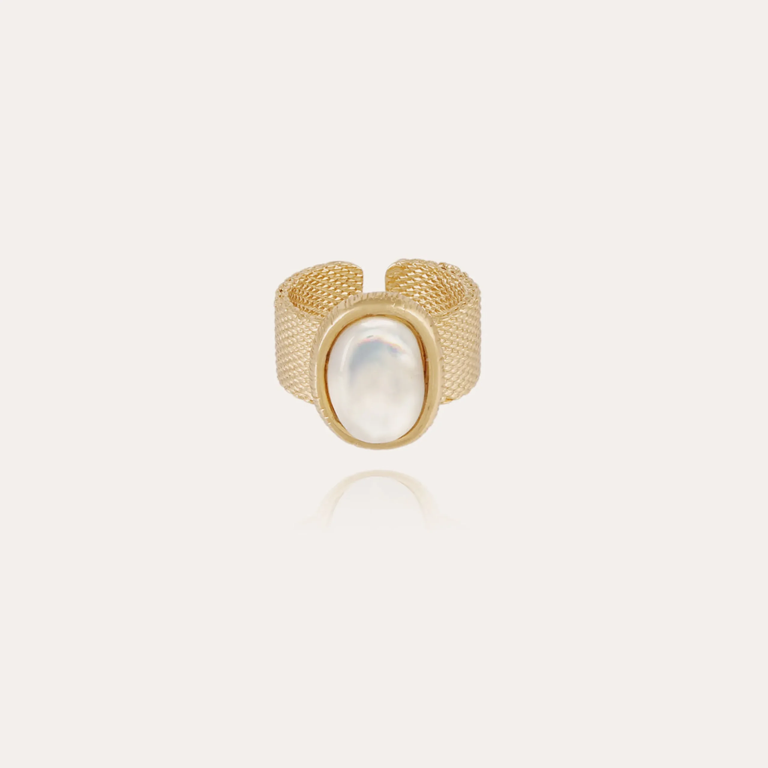 Bague Totem Ovo grand modèle - Nacre blanche