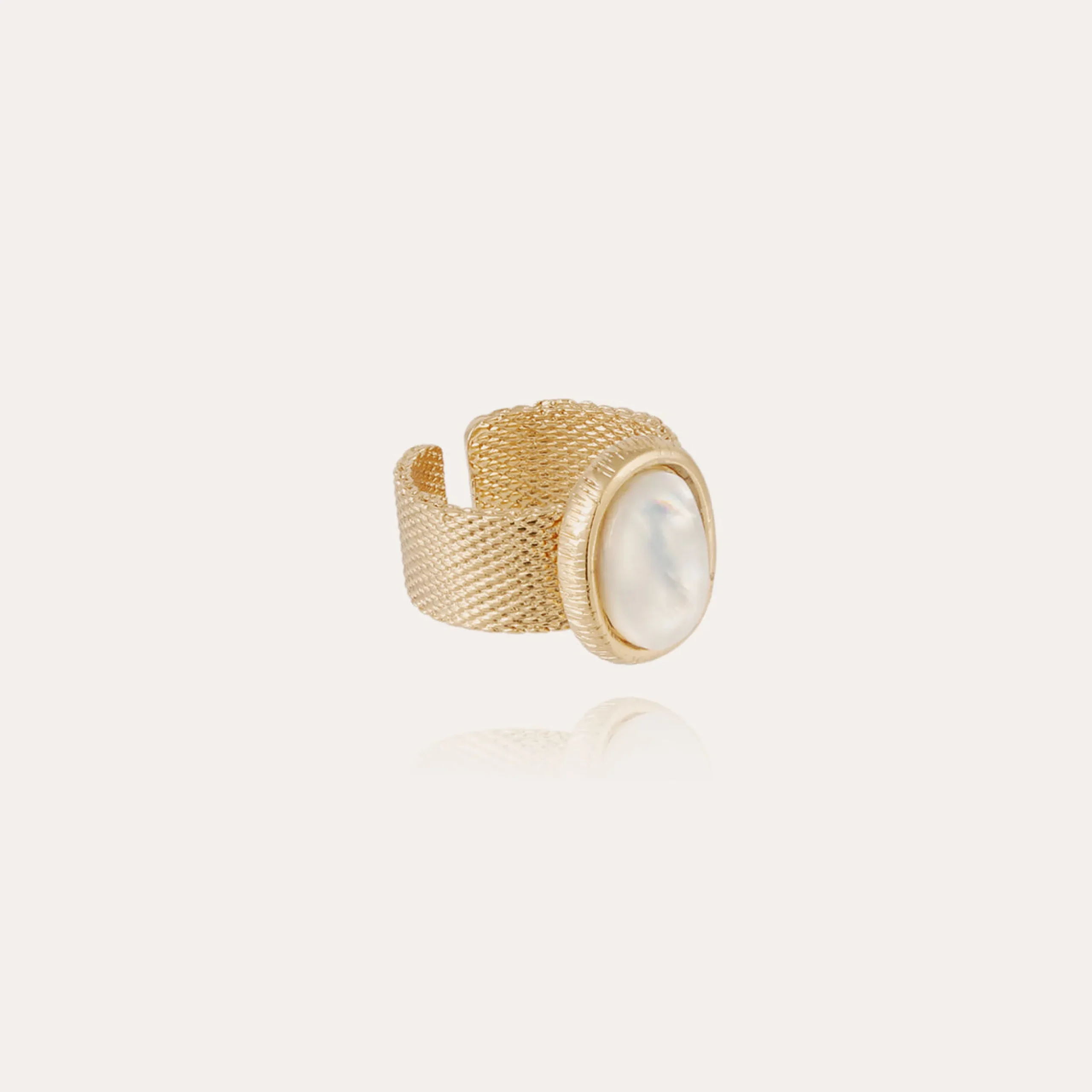 Bague Totem Ovo grand modèle - Nacre blanche