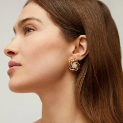 Boucles d'oreilles puce Atika - Nacre blanche